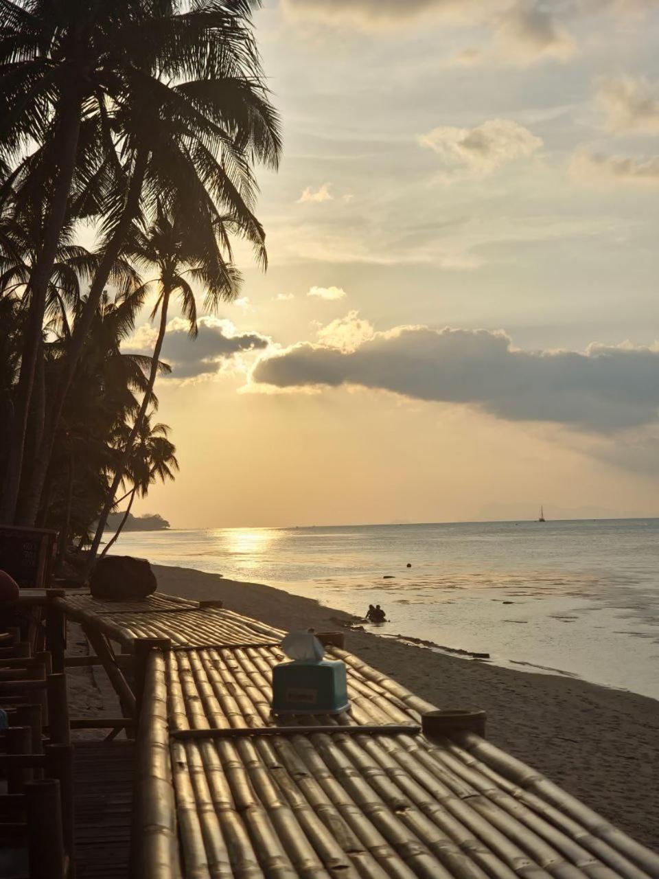 A Little Bungalows By Beach Amphoe Koksamui Esterno foto