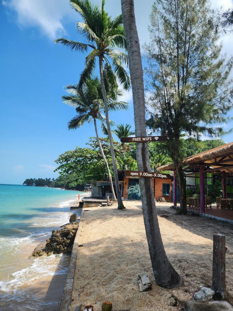 A Little Bungalows By Beach Amphoe Koksamui Esterno foto